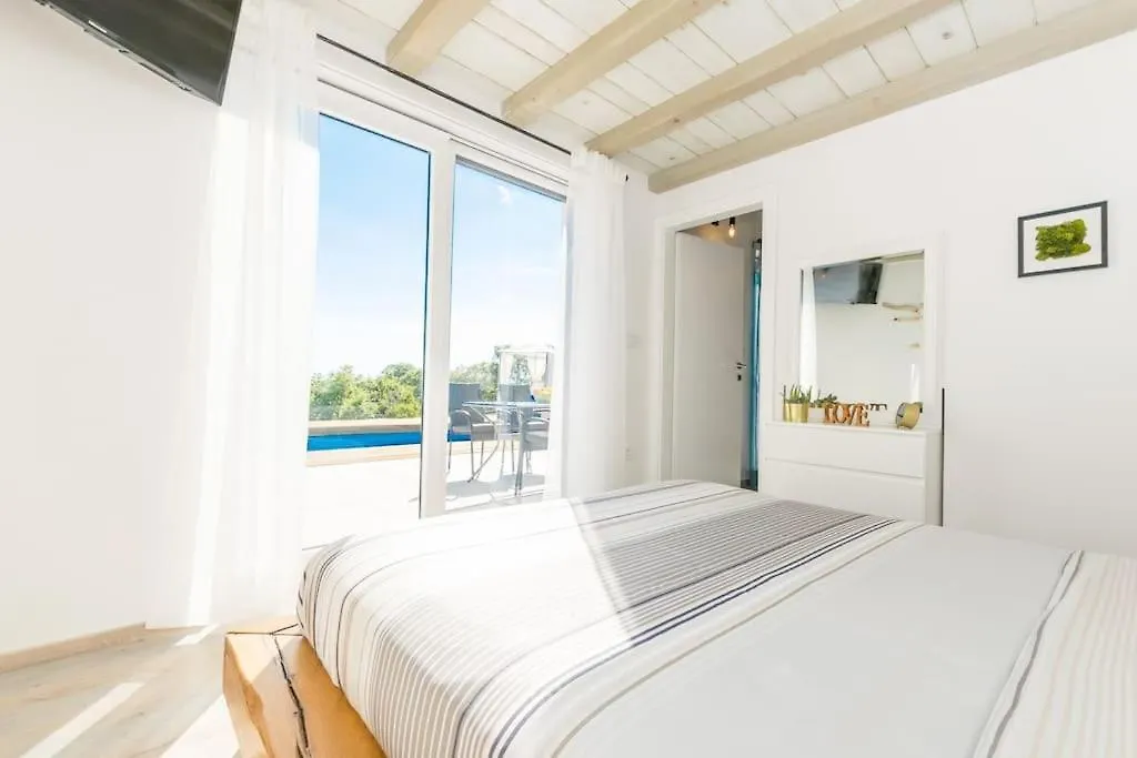 Villa Fairytale Cottage 1 By Istrialux Vidulini Croatia